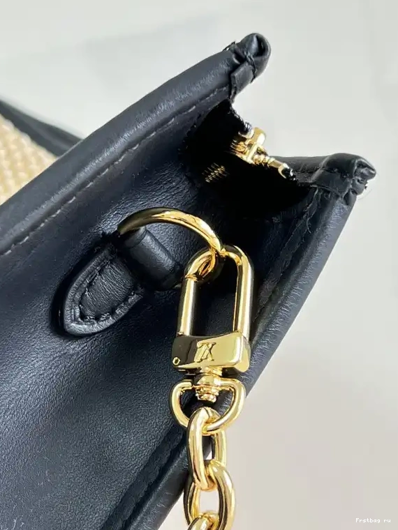 Frstbag ru ON VUITTON CHAIN POUCH LOUIS TOILETRY 0608